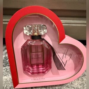 New Victoria's Secret Bombshell 3.4 floz  Limited edition Heart Box